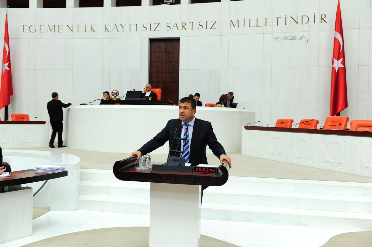 CHP Malatya Milletvekili Veli Ağbaba, Şeker ve Karayolları İşçilerinin Sorunlarını TBMM\'ye Taşıdı
