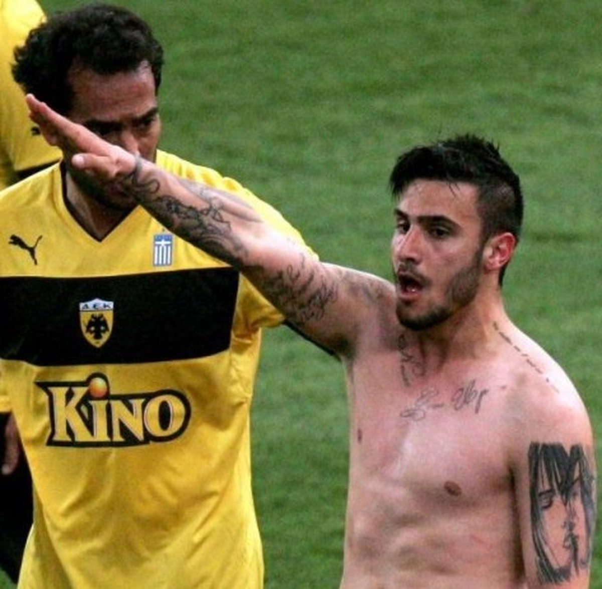 Futbolcuya "Nazi Selamı" Cezası