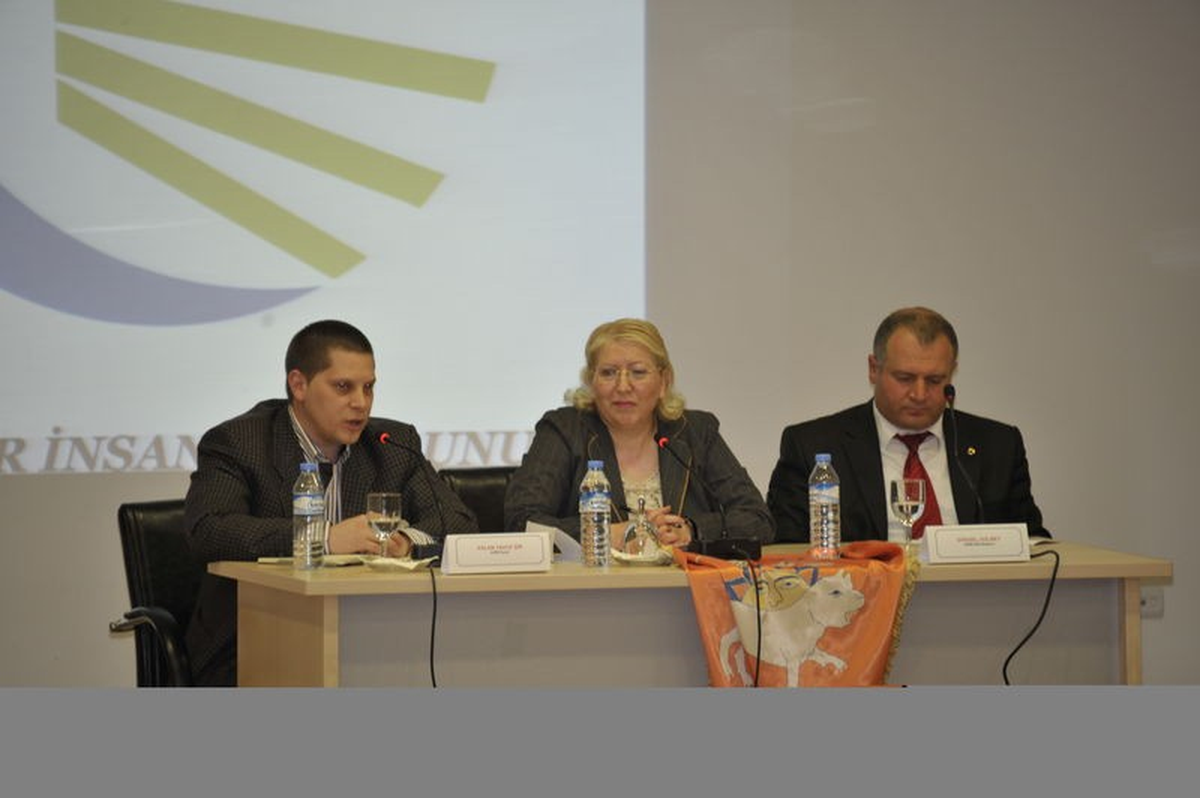 Giresun\'da "Uluslararası Asılsız Ermeni İddiaları ve Karabağ\'da Etnik Temizlik" Paneli