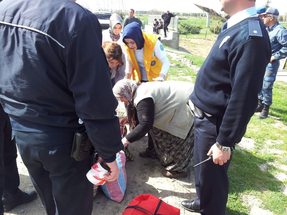 Kamyonet Takla Attı: 3 Yaralı