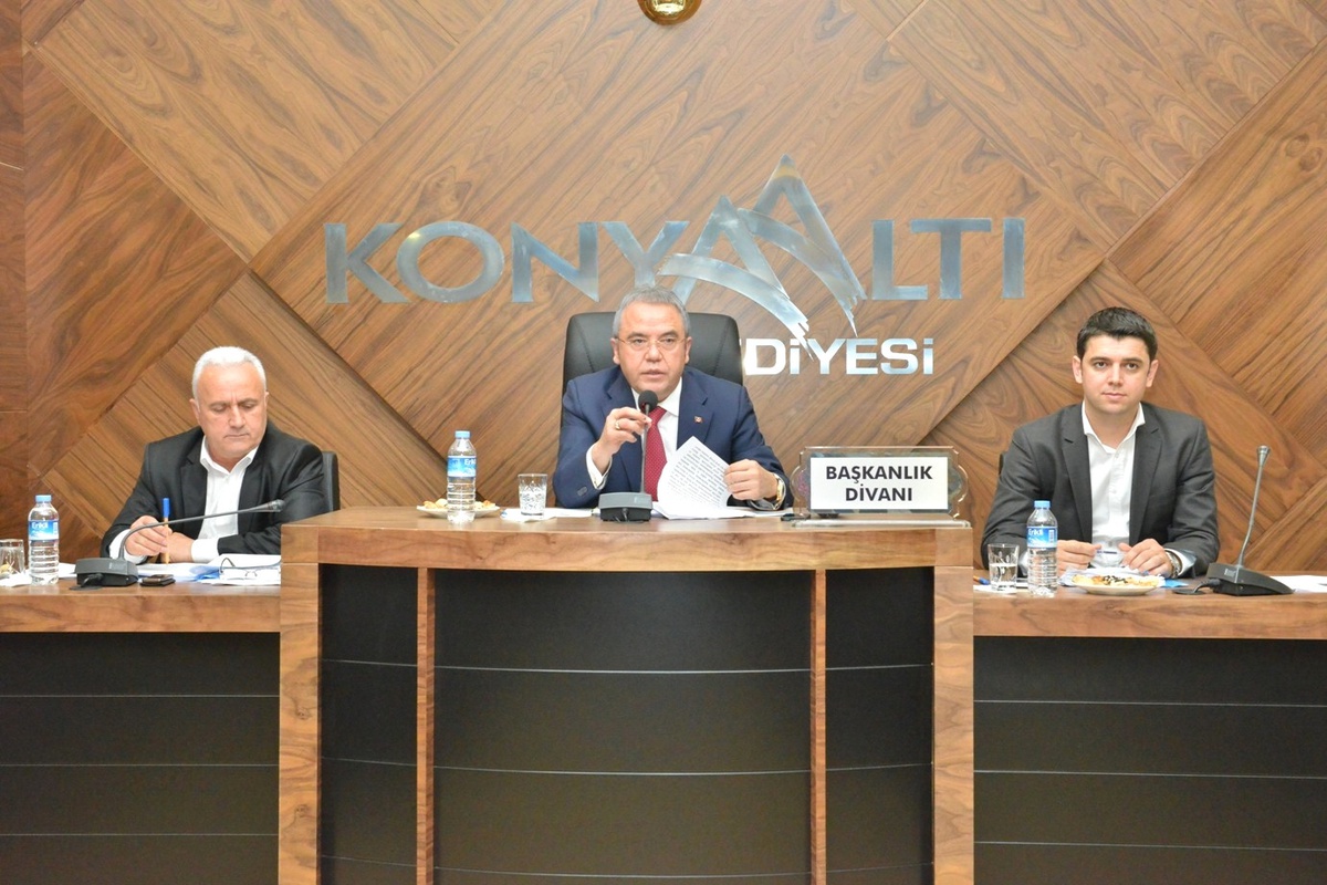 Konyaaltı Belediyesi Nisan Ayı Meclis Toplantısı Yapıldı