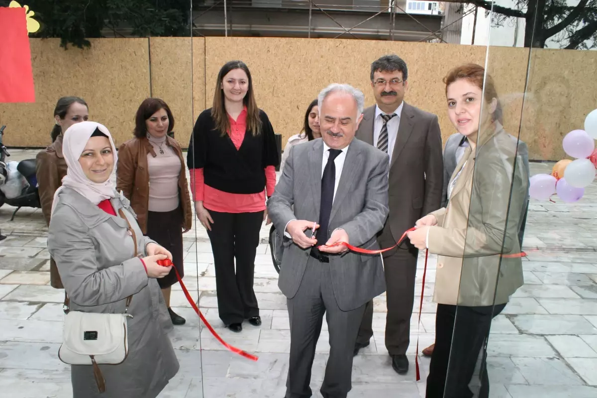 Mevlüde Çıtlak Anaokulu\'ndan Okul Yararına Kermes