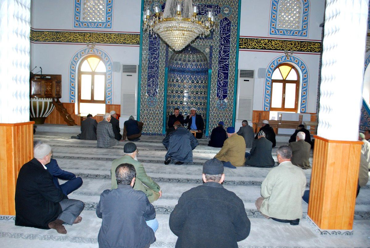 Mudanya\'da Türkeş İçin Mevlit Okutuldu