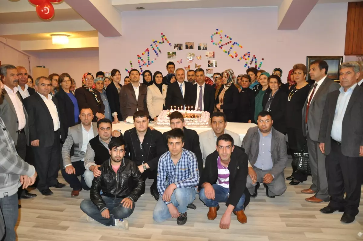 Başkan Özgan, Hizmette 9. Yılını Kutladı