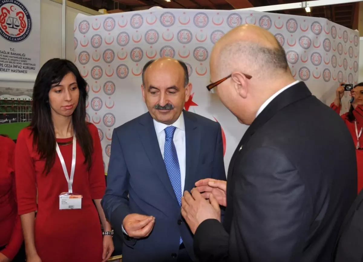 Sağlık Bakanı, Expo-Med\'de Anadolu Güney Kamu Hastaneleri Birliği Standını Ziyaret Etti