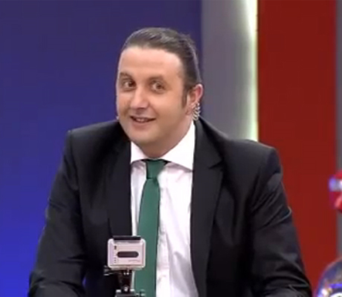 Canlı Yayında Babaya Sevgili Şoku