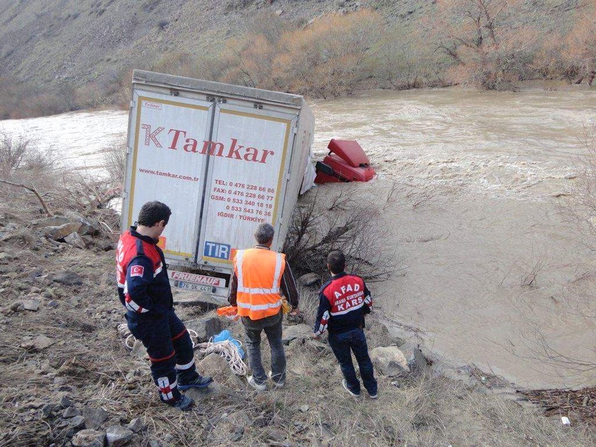 Tır Sürücüsünün Cesedi Bulundu