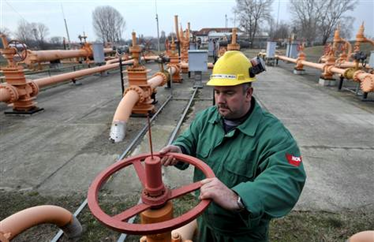 Ukrayna Rusya\'dan Doğalgaz Alımını Azaltıyor