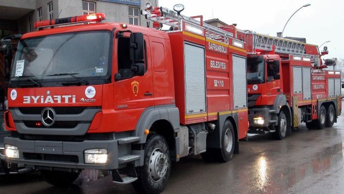 Yeni İtfaiye Araçları Hizmete Girdi