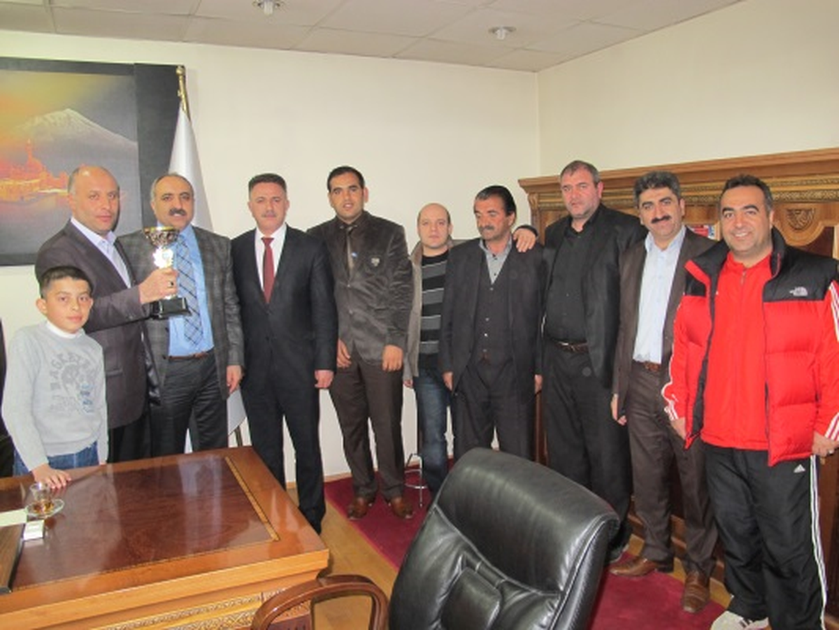 Ağrı Belediyesi İl Satraç Bircisini Ödüllendirdi