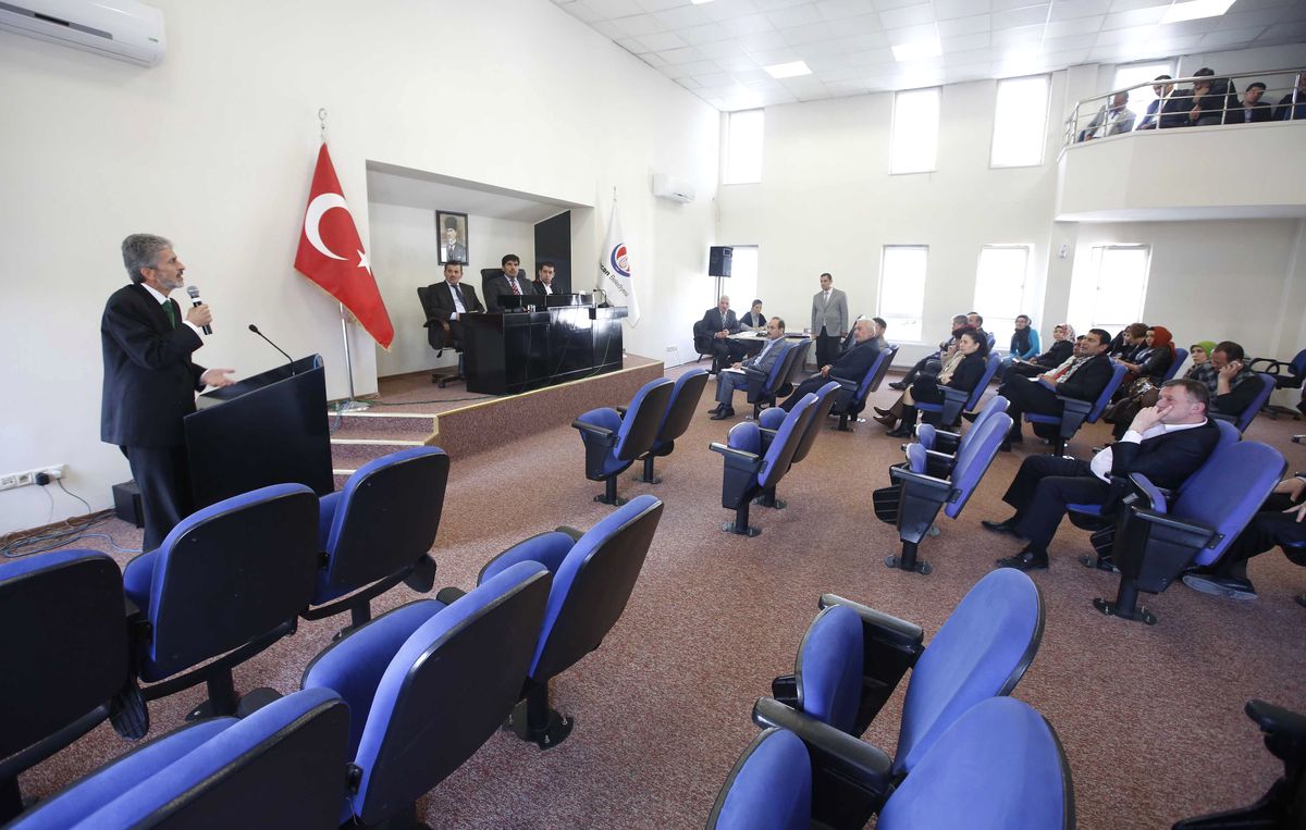 Başkan Tuna\'nın Faaliyetleri Mecliste Oy Birliği ile Kabul Edildi
