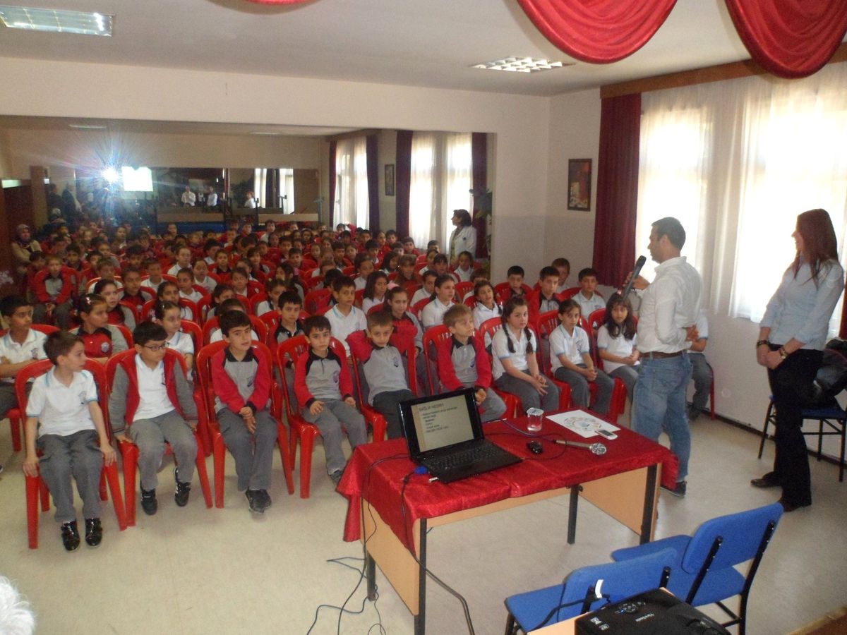 Beslenme Dostu Okul Projesi Kapsamında Namık Kemal İlkokulunda Seminer