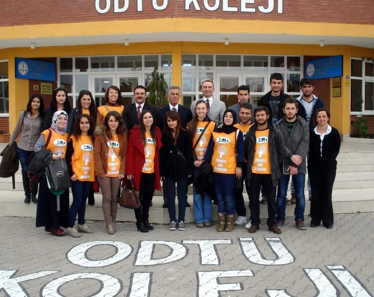 Çevreci Gençler, ODTÜ Koleji\'ni Ziyaret Etti