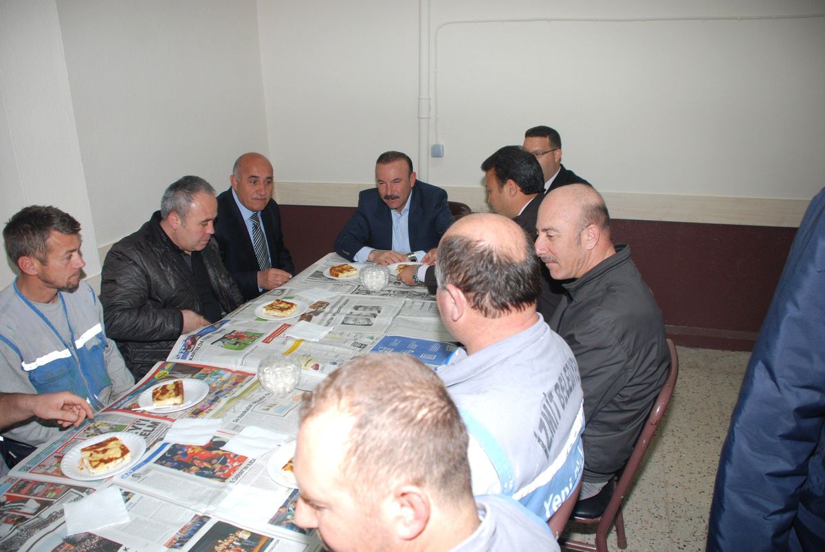 Başkan Doğan, İşçilerle Kahvaltı Yaptı
