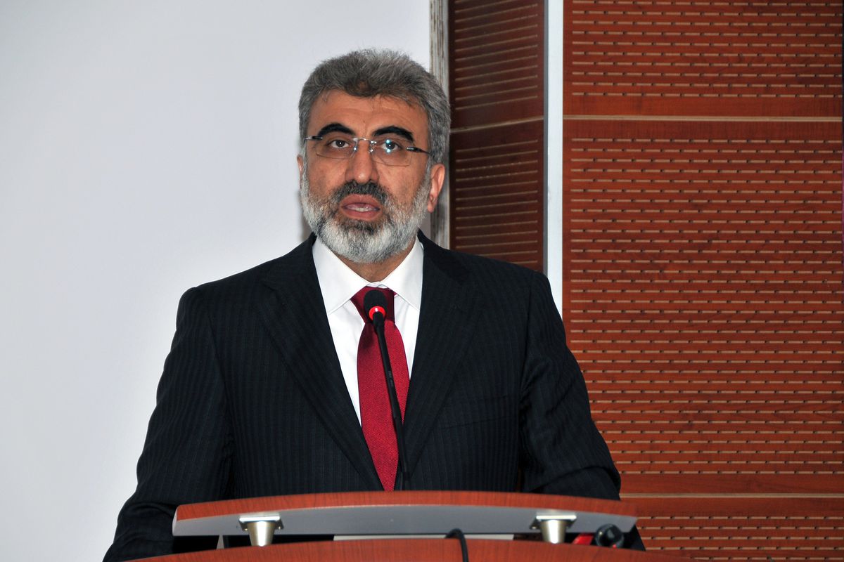 Enerji ve Tabii Kaynaklar Bakanı Taner Yıldız Gümüşhane\'de