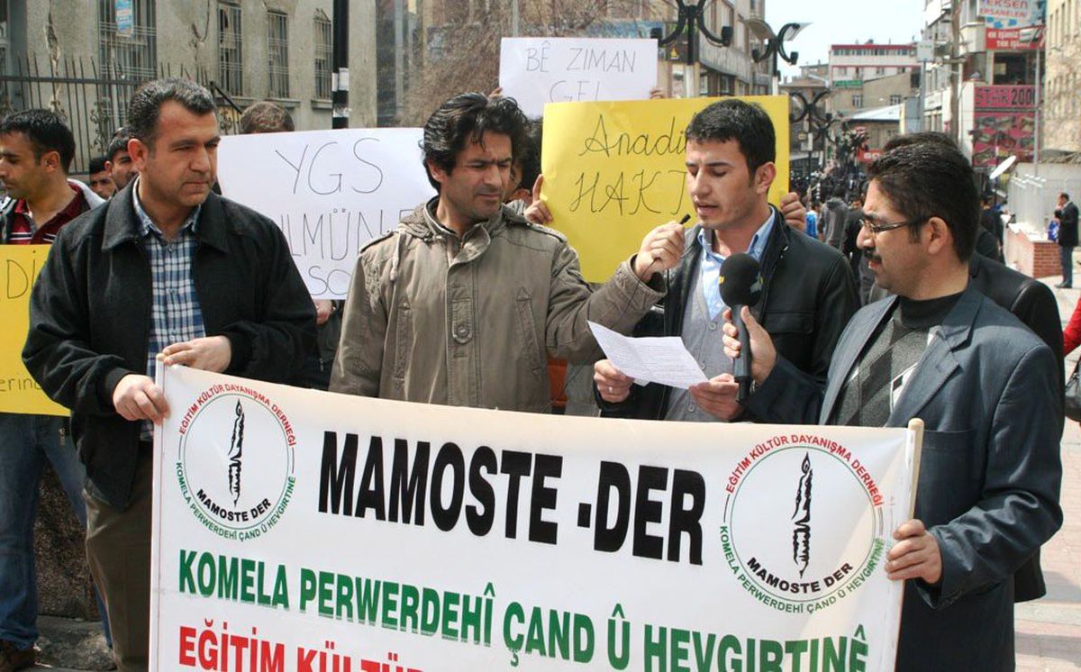 Mamoste-Der\'den Ana Dilde Eğitim Açıklaması