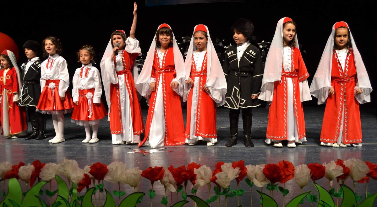 Mehmet Ali Bakkaloğlu İlkokulunda 1. Sınıf Öğrencilerine Okuma Bayramı