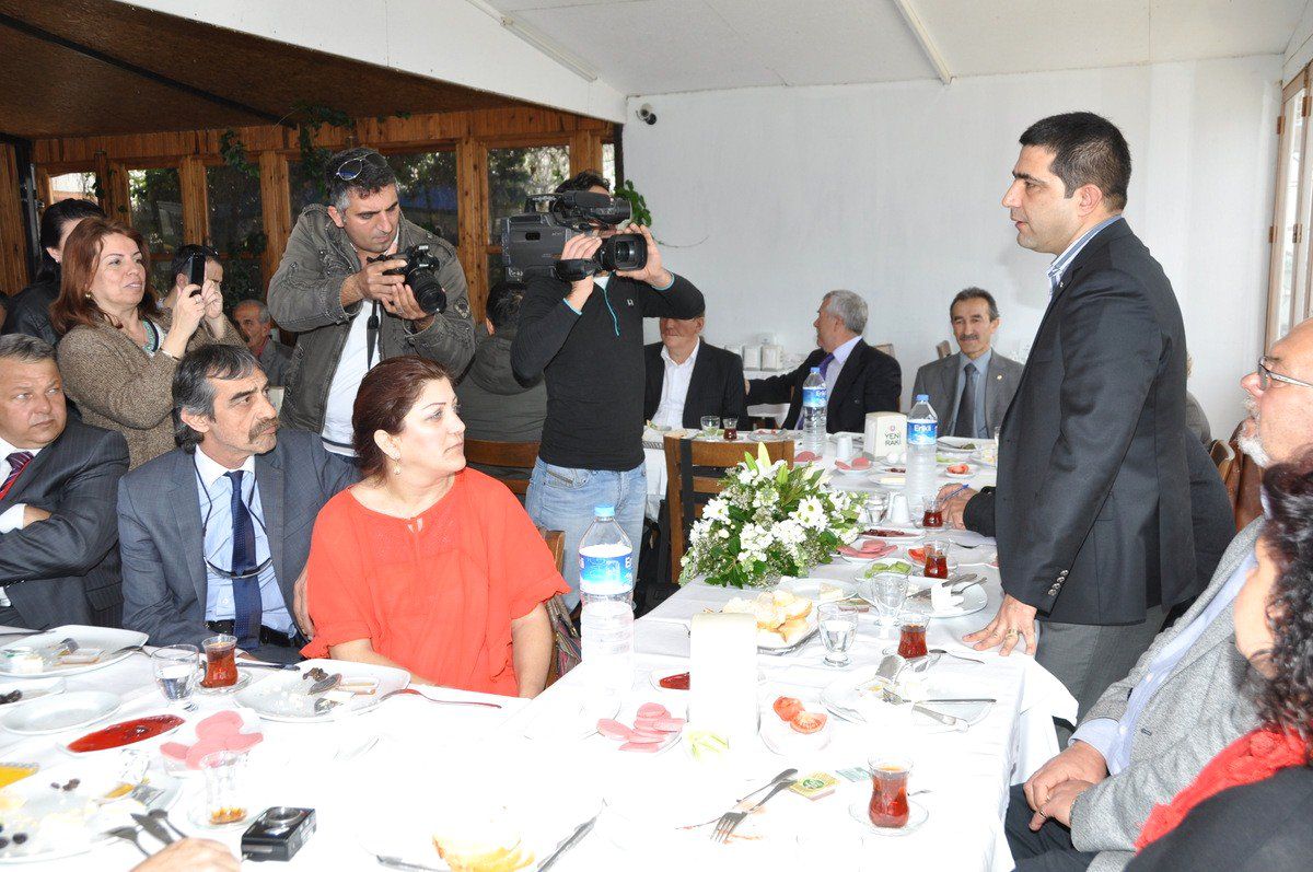 Ömer Günel, Gazetecilerle Kahvaltıda Buluştu