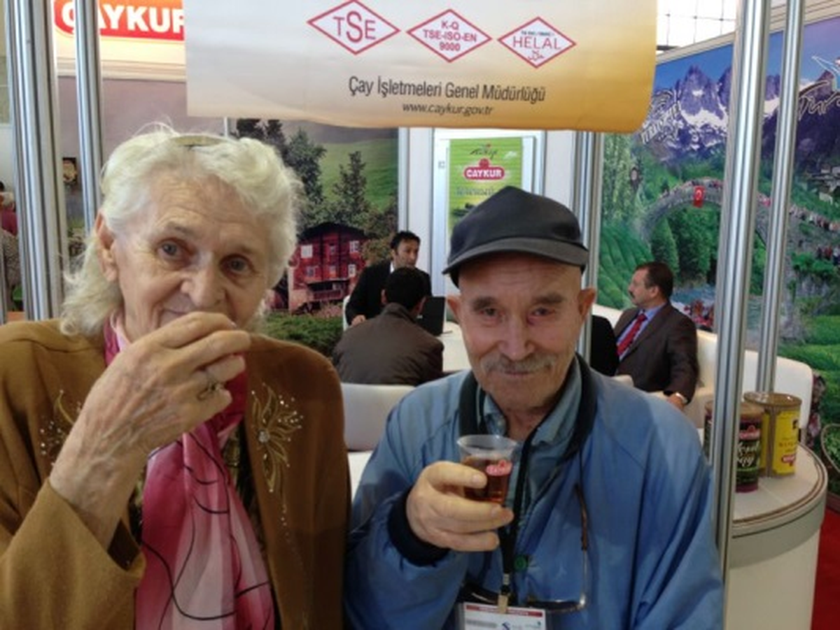 Özbekler, Çaykur\'un Yeşil Çayını Sevdi