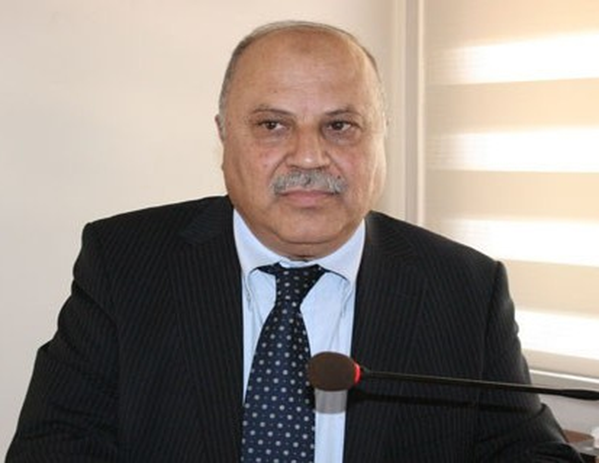 Üstünel Akçakoca\'da Muhtarlarla Buluştu
