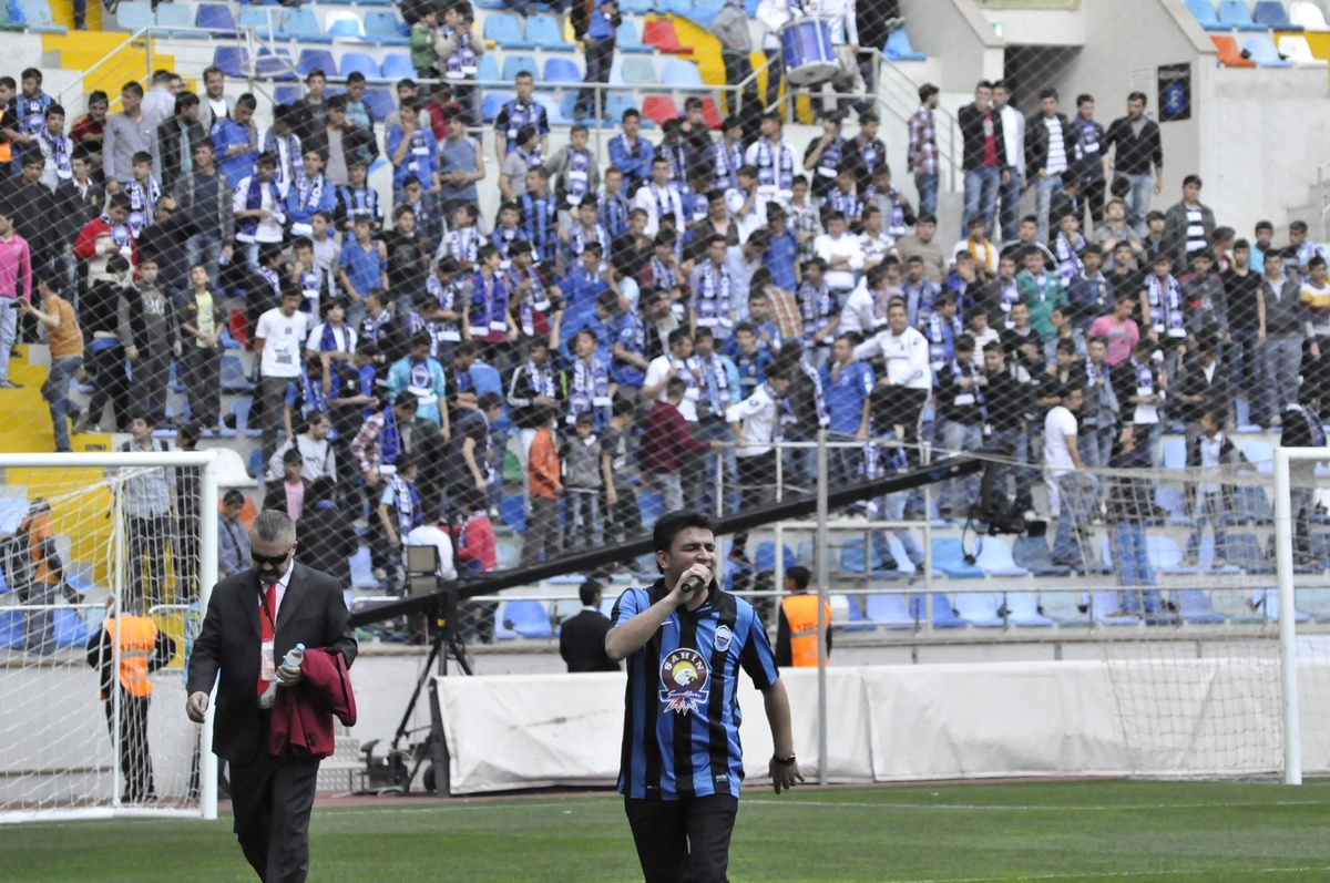 Ahmet Eşkin Kayseri Erciyesspor Taraftarını Coşturdu