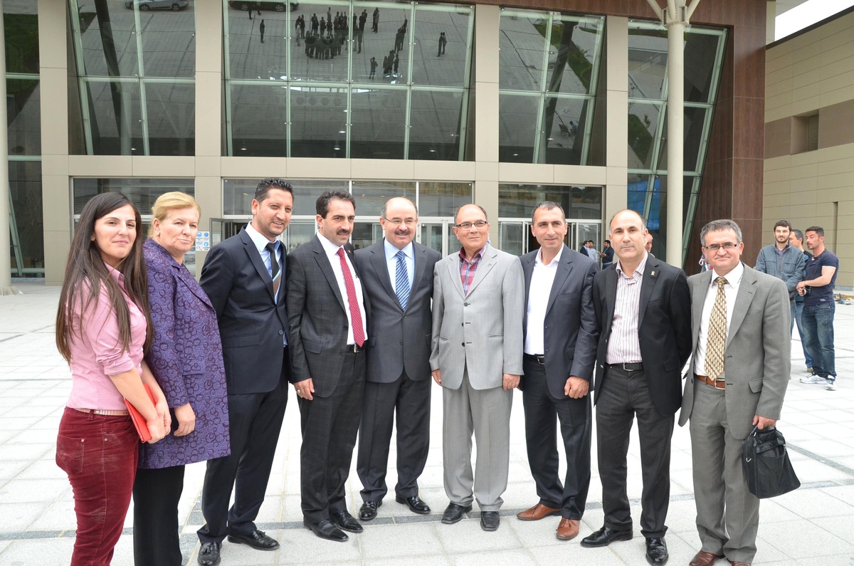 AK Parti\'li Çelik, Kuşadası-Efes Kongre Merkezi\'nde İnceleme Yaptı