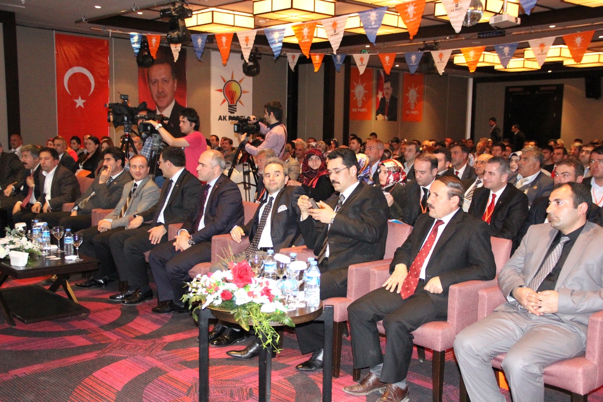 AK Parti Siyasi ve Hukuki İşler Başkanlığı 5. Bölge Toplantısı