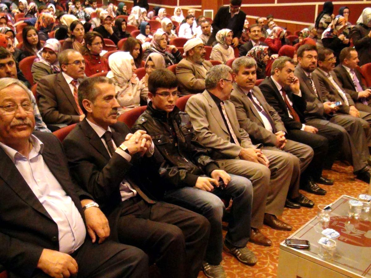 Akşehir\'de Arapça Yarışmaları Yapıldı