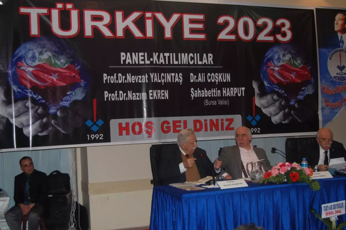Bursa'da 2023 Türkiye'si Masaya Yatırıldı