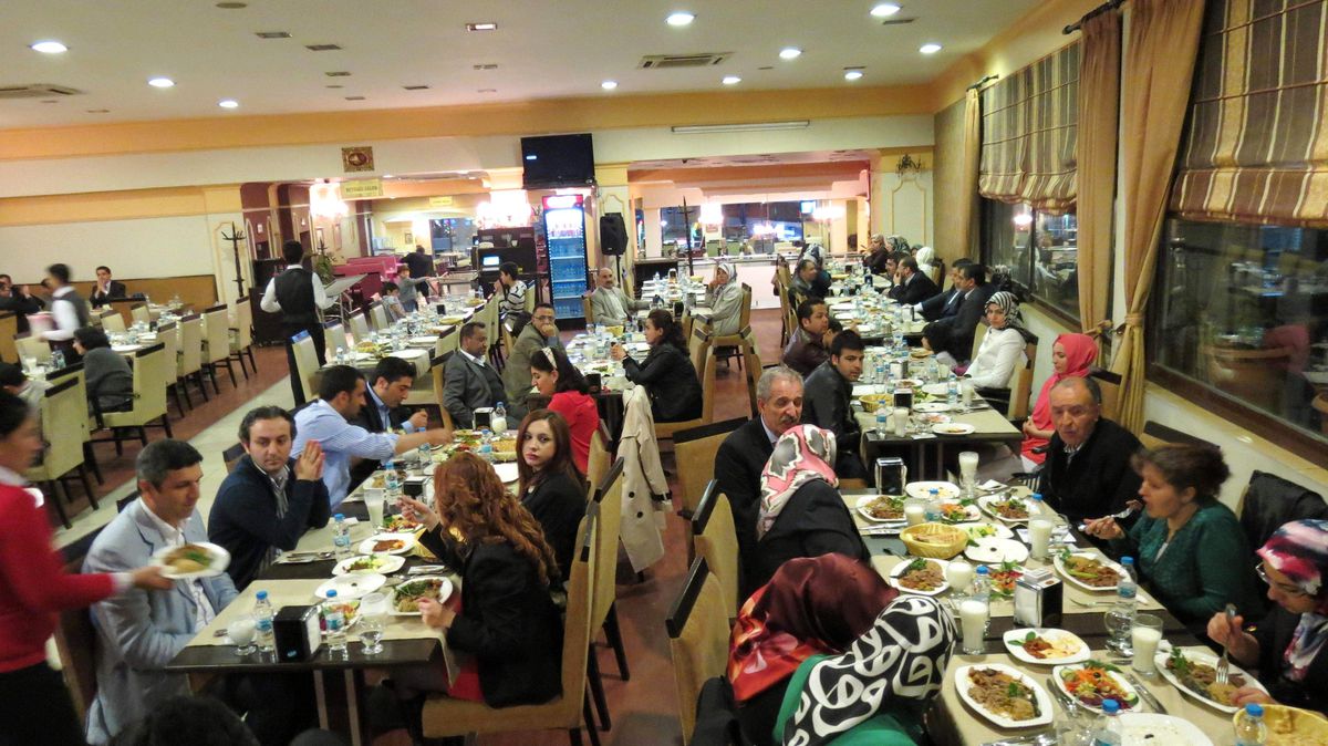 Hukukçular Derneğinden Avukatlar Günü Gecesi