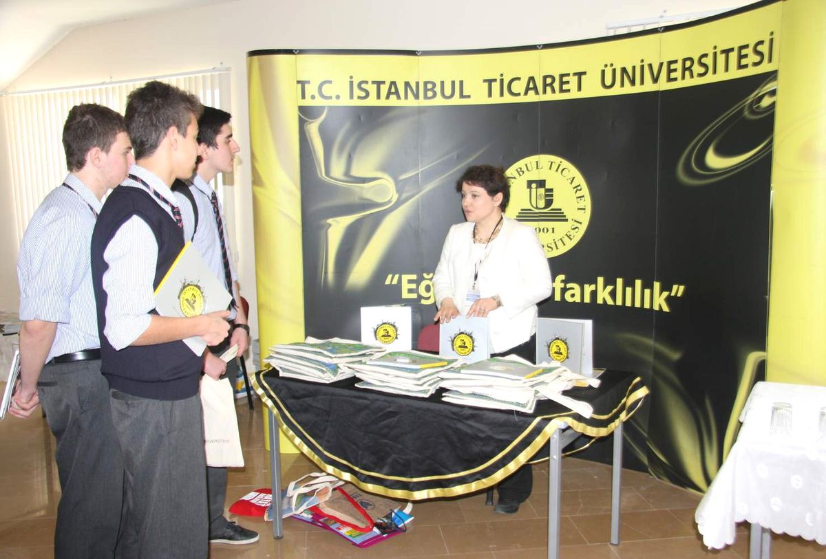 İstanbul Ticaret Üniversitesi Bursa\'da Öğrencilerle Buluştu