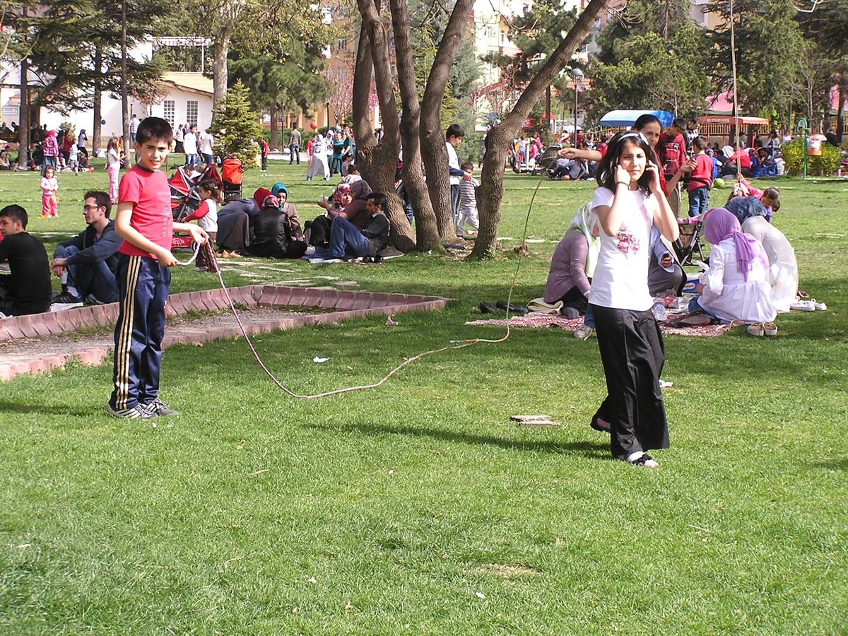 Sıcağı Hisseden Parklara Koştu