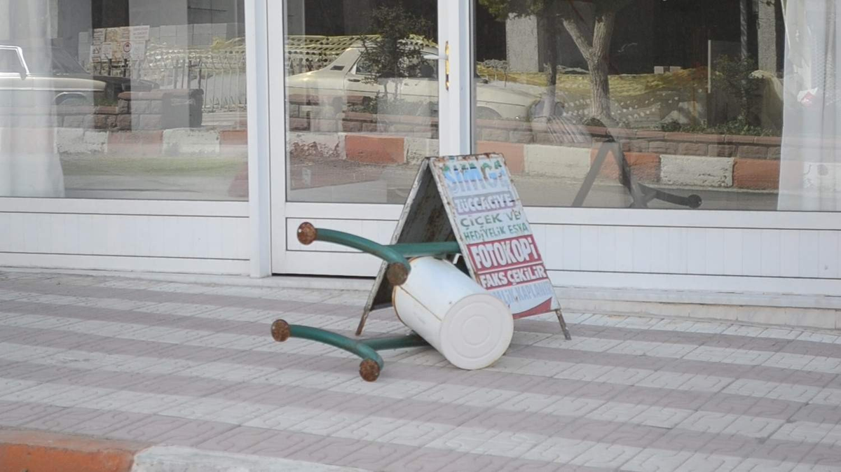 Şiddetli Fırtına Kale\'yi Vurdu