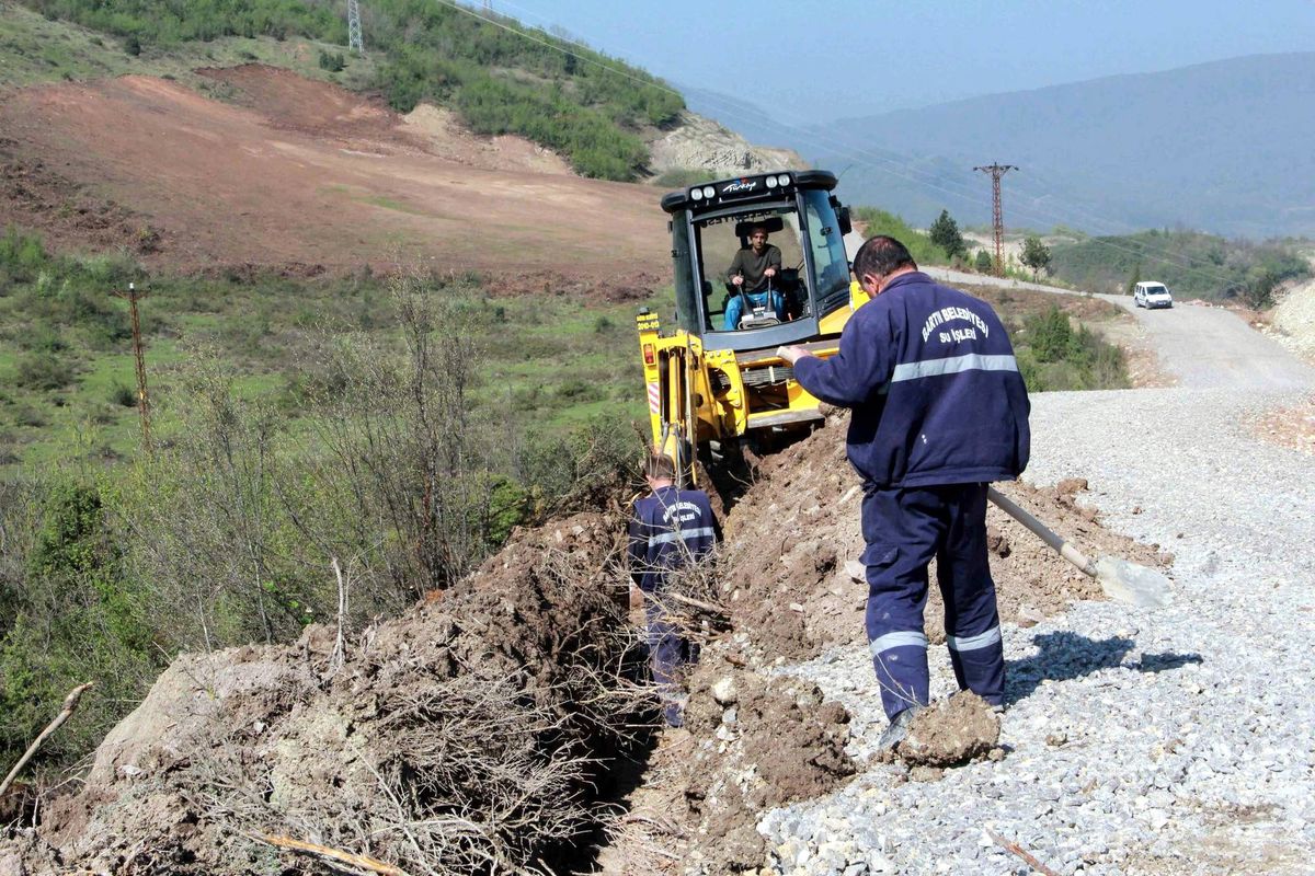 Aladağ\'a Yeni Şebeke Suyu Hattı