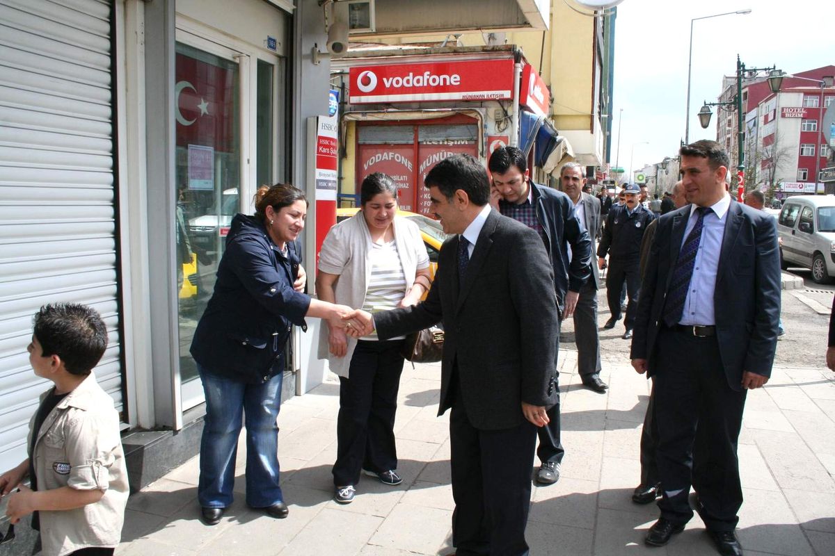 Başkan Bozkuş Esnafı Dinledi