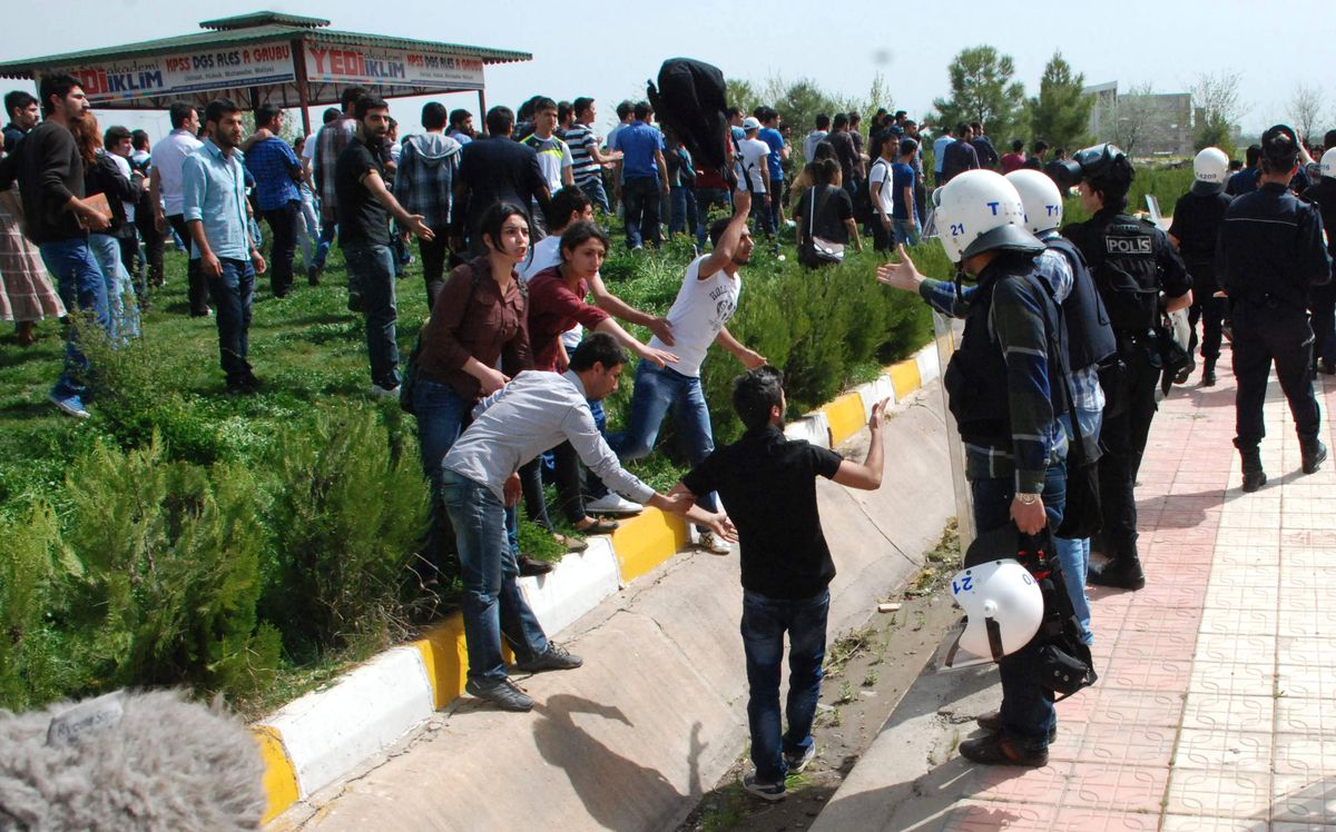 Dicle Üniversitesi Karıştı!