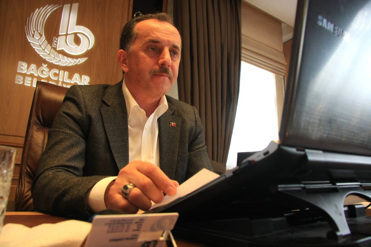 \'Dikkat, İnternette Karşınıza Başkan Çıkabilir\'