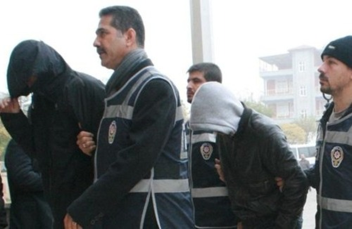 Dolandırıcılık Çetesi Çökertildi
