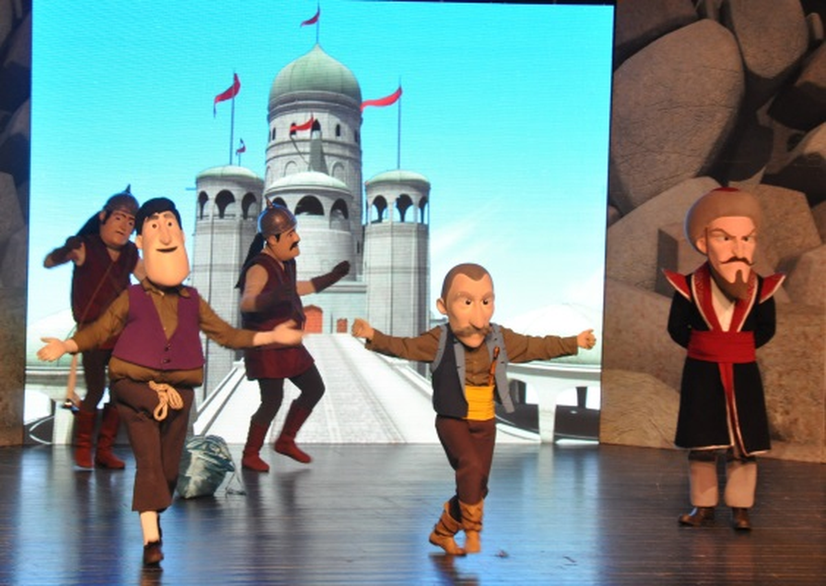 Keloğlan ve Arkadaşları Çocuklarla Buluştu
