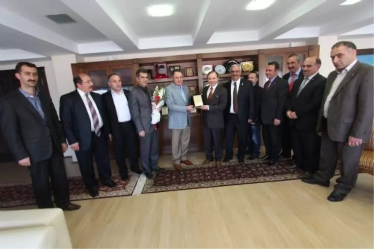 Memur- Sen\'den Başkan Küçükler\'e Ziyaret