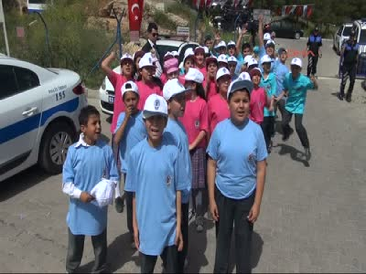 Şanlıurfa\'da 2 Bin Fidan Dikildi