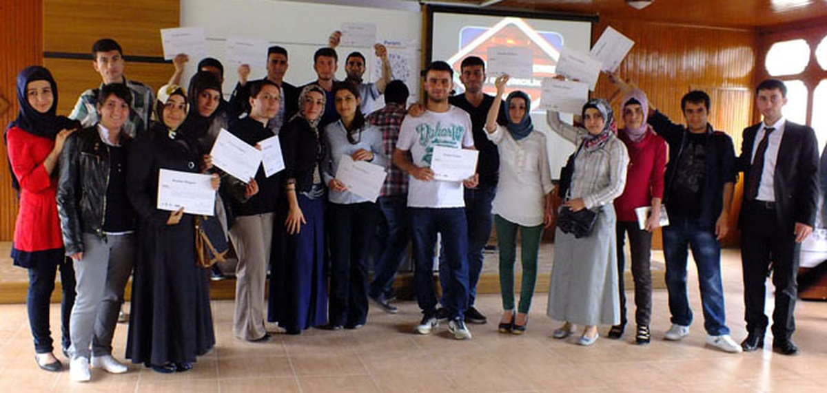 Siirt\'te "Paramı Yönetebilirim" Konulu Seminer