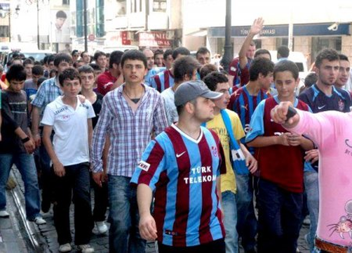 Trabzonspor Kulübü Başkanı Şener\'e Gösterilen Tepki