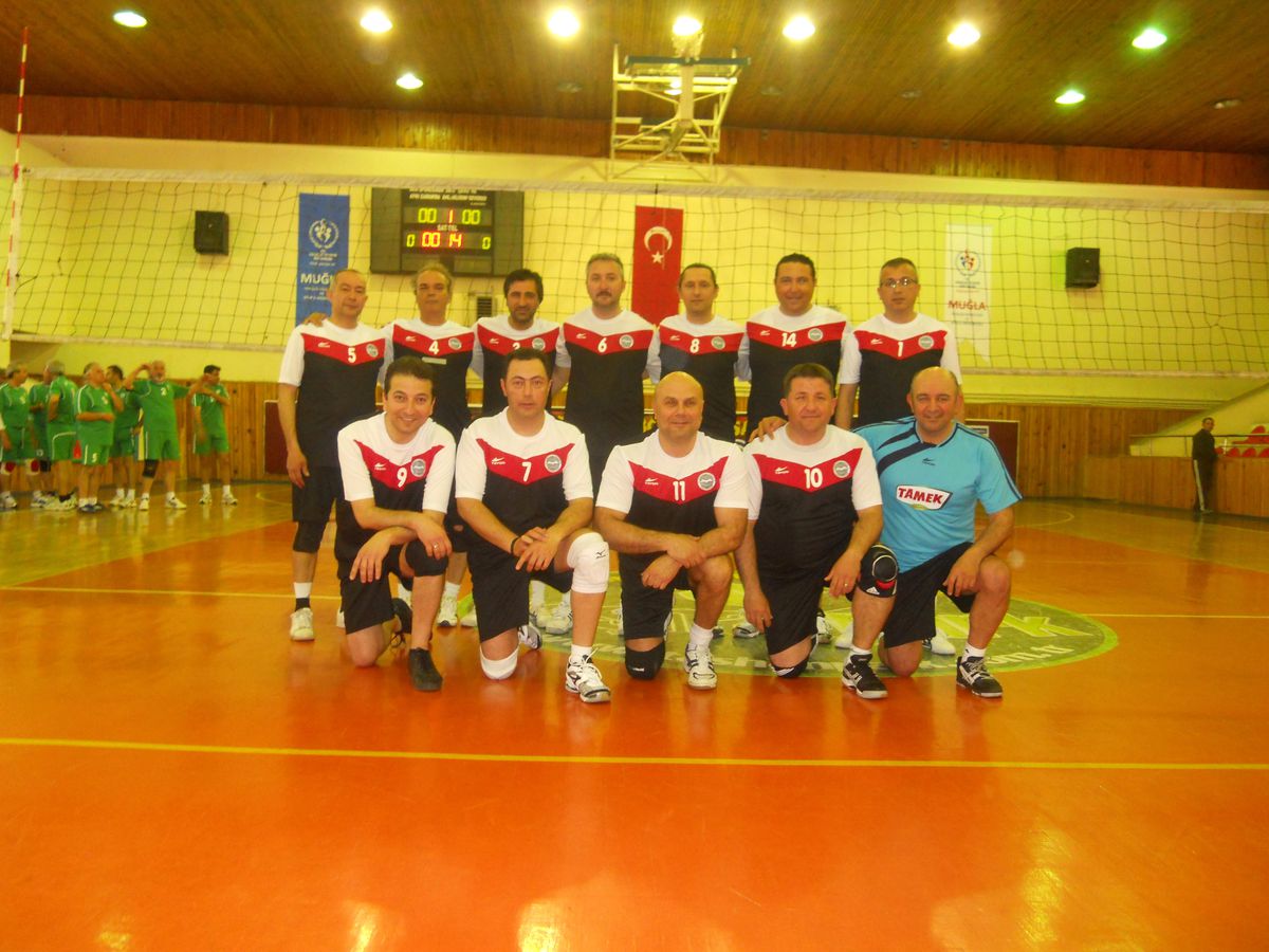 Veteranlar Voleybol Ligi Başladı