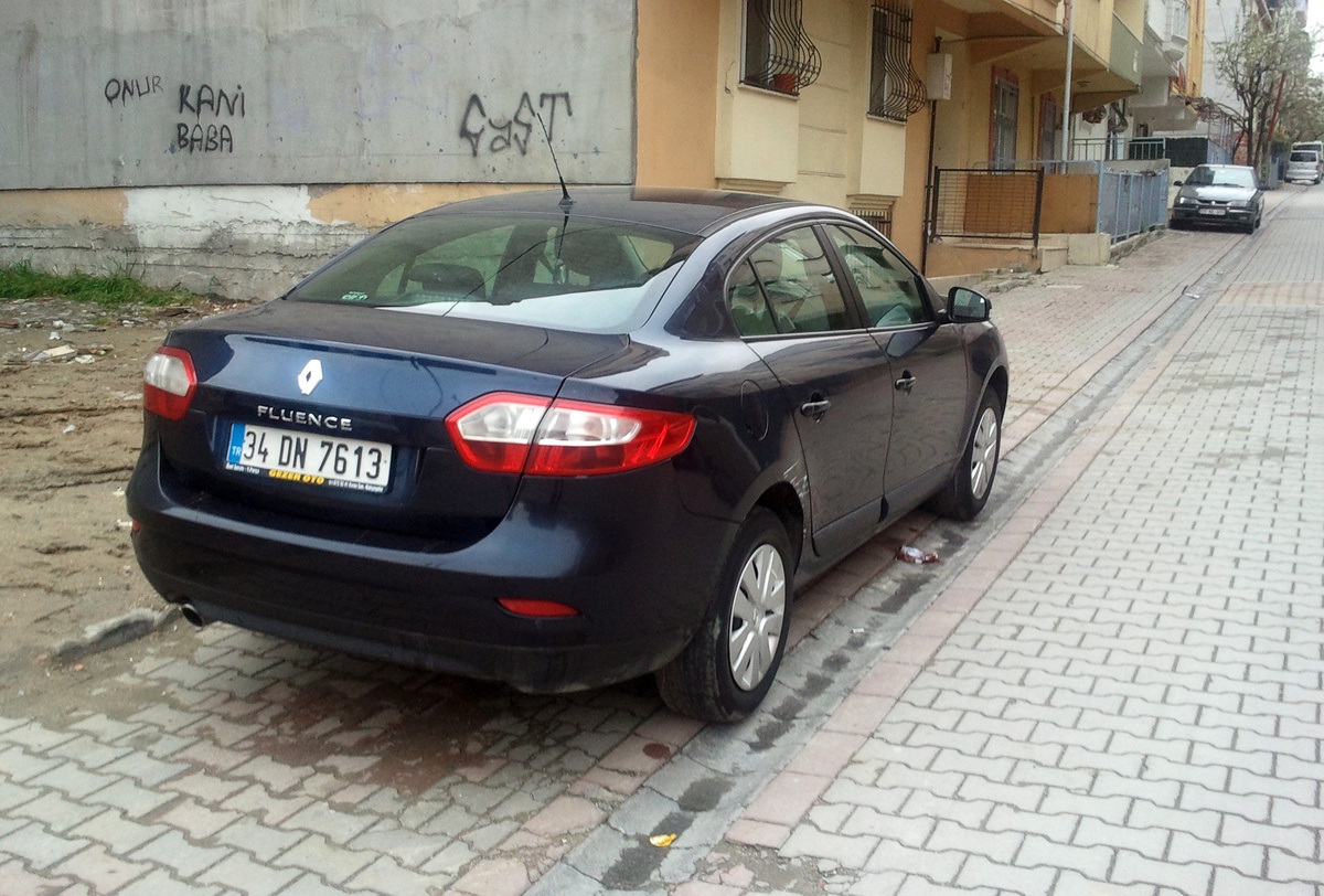 Banka Soyguncularının Aracı Oto Yıkamacıda Bulundu