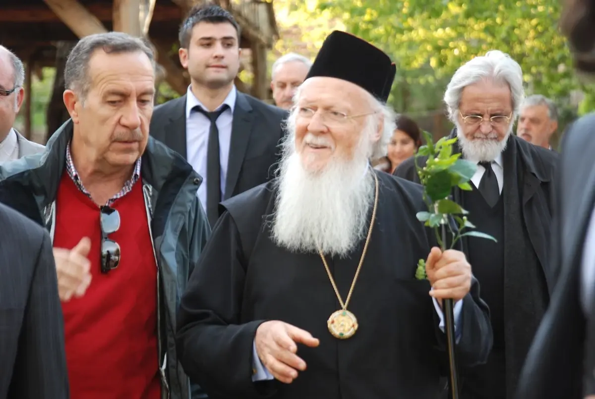 Bartholomes, Kaya Köyü Gezerek Dua Etti