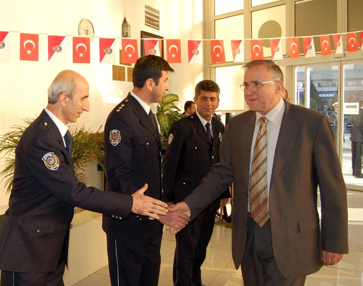 Başkan Güzelbey Türk Polis Teşkilatının Kuruluş Yıl Dönümünü Kutladı