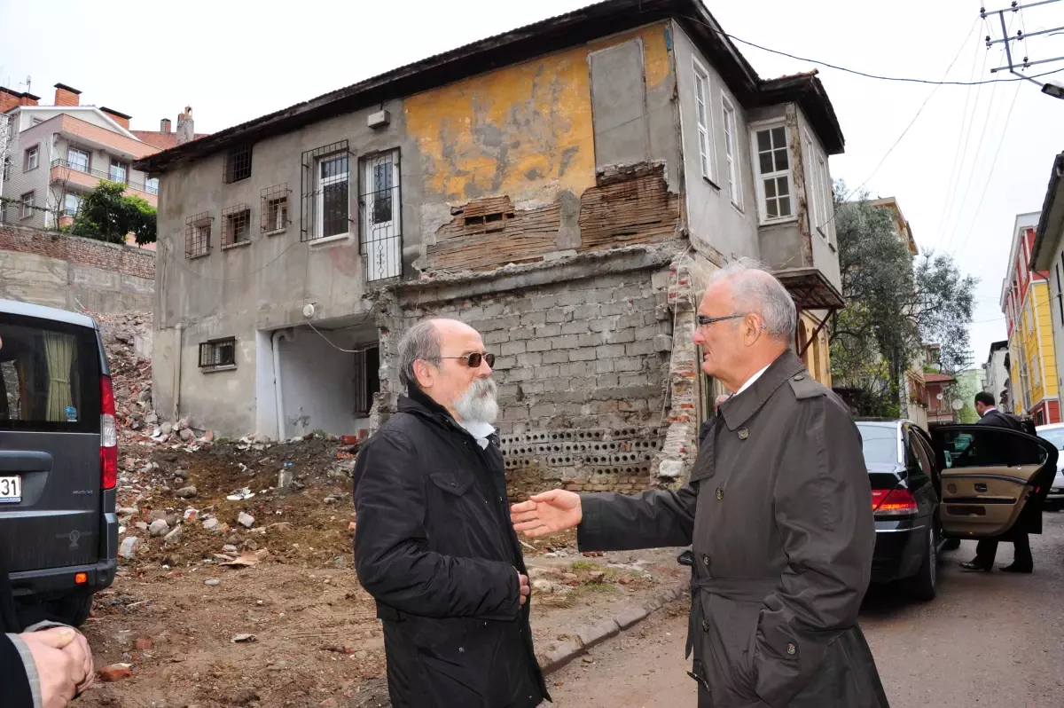 Başkan Yılmaz, Şeyh Sadi Tekkesi\'ni İnceledi