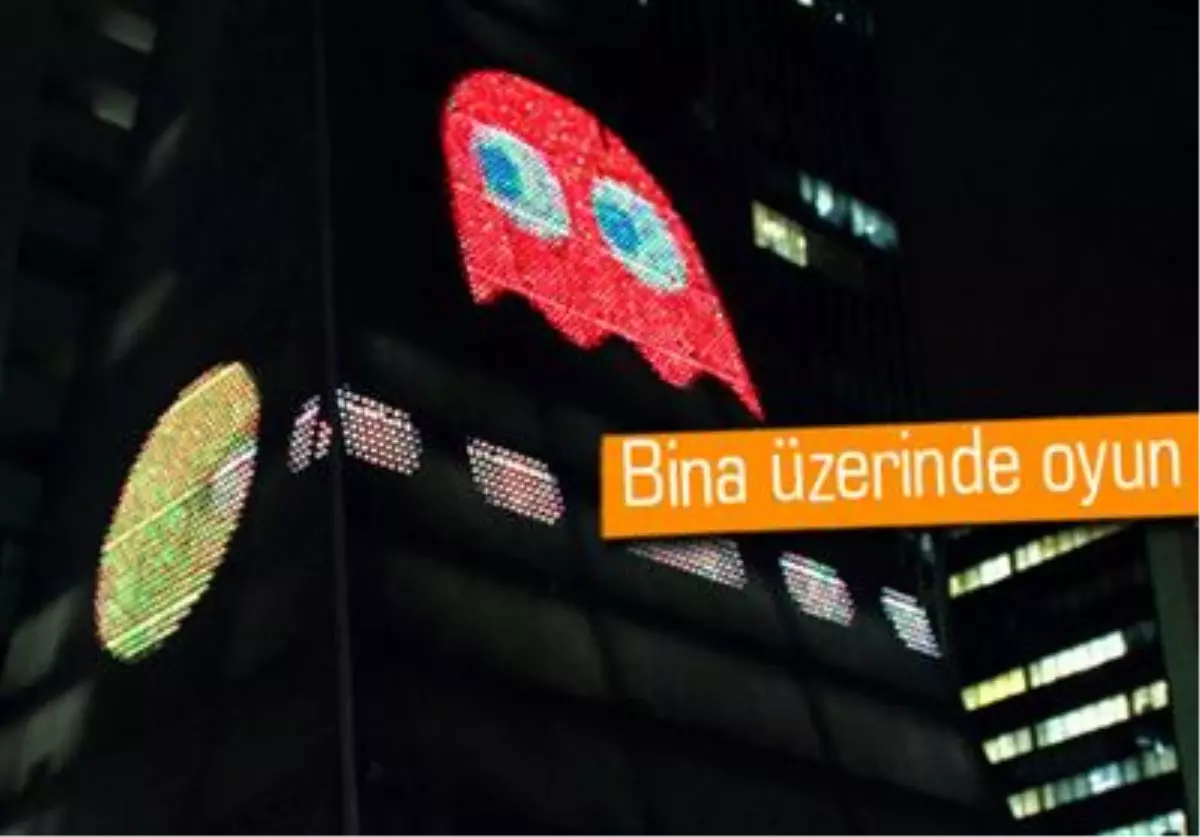 Brezilya Halkı, Sokak Ortasında Pac-Man Oynuyor