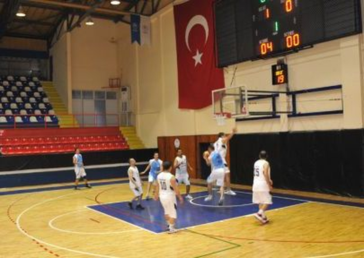 Büyük Erkekler Basketbol Turnuvası Başladı